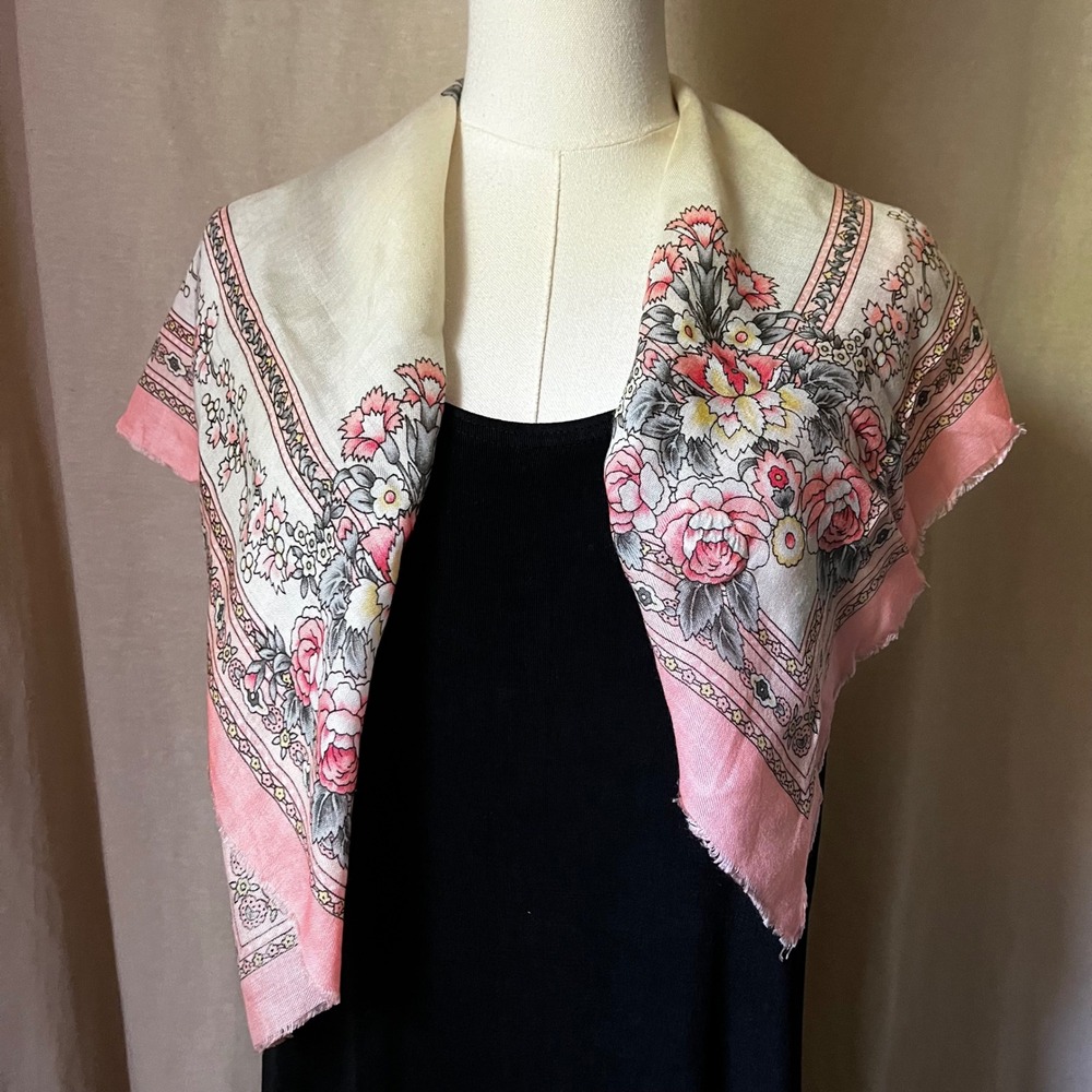 Vintage Floral Scarf Bundle Lot Vera Pastel Cottagecore Romantic 4 Pc - Picture 5 of 7